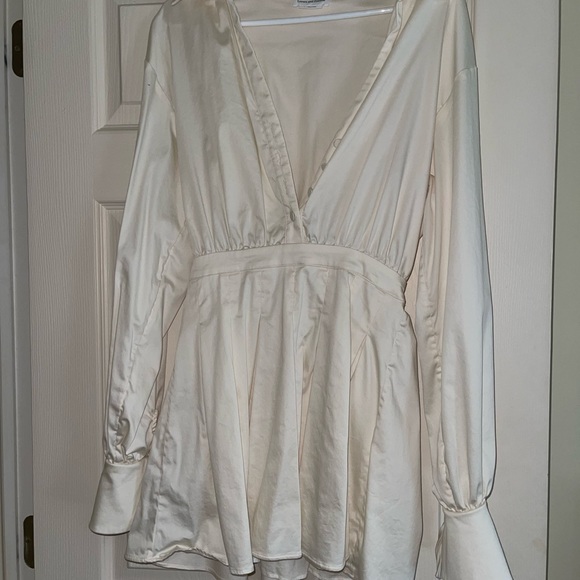 Lover & Friends Dress - Picture 2 of 5